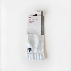New Size Large 9-11 Lululemon Daily Stride Quarter Socks 3 Pack White Ribbed